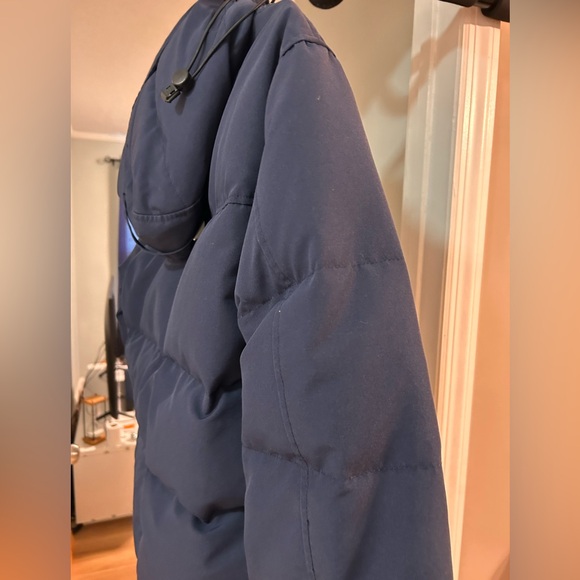 Sold…Canada Goose MacMillan - Picture 3 of 14